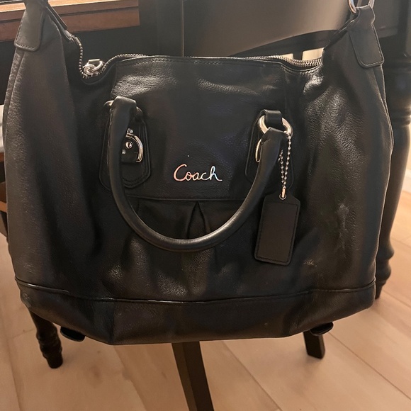 Coach purses and wallets - Picture 6 of 6